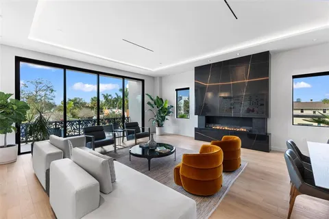 $2,950,000 | 45 27th Street South, Unit 1, St. Petersburg, FL 33712