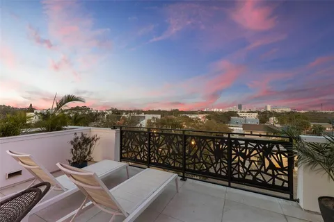 $2,950,000 | 45 27th Street South, Unit 1, St. Petersburg, FL 33712