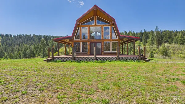 $555,000 | 706 Canyon Rim Lane, Orofino, ID 83544