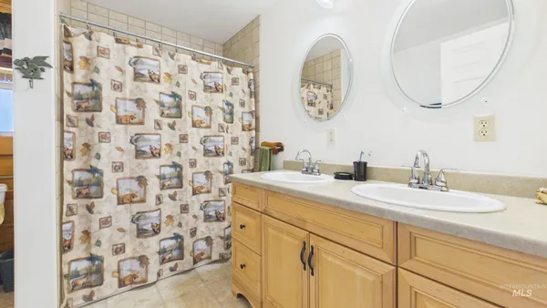 $555,000 | 706 Canyon Rim Lane, Orofino, ID 83544