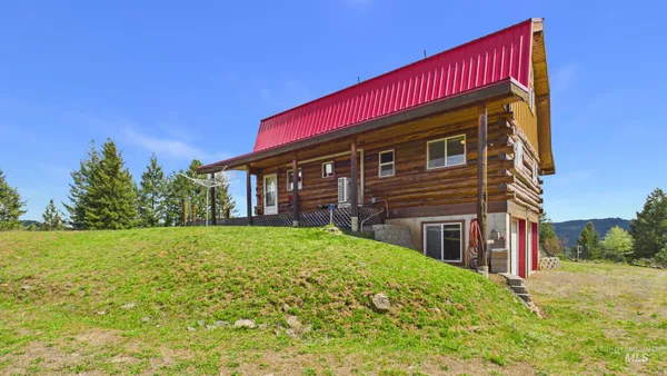 $555,000 | 706 Canyon Rim Lane, Orofino, ID 83544