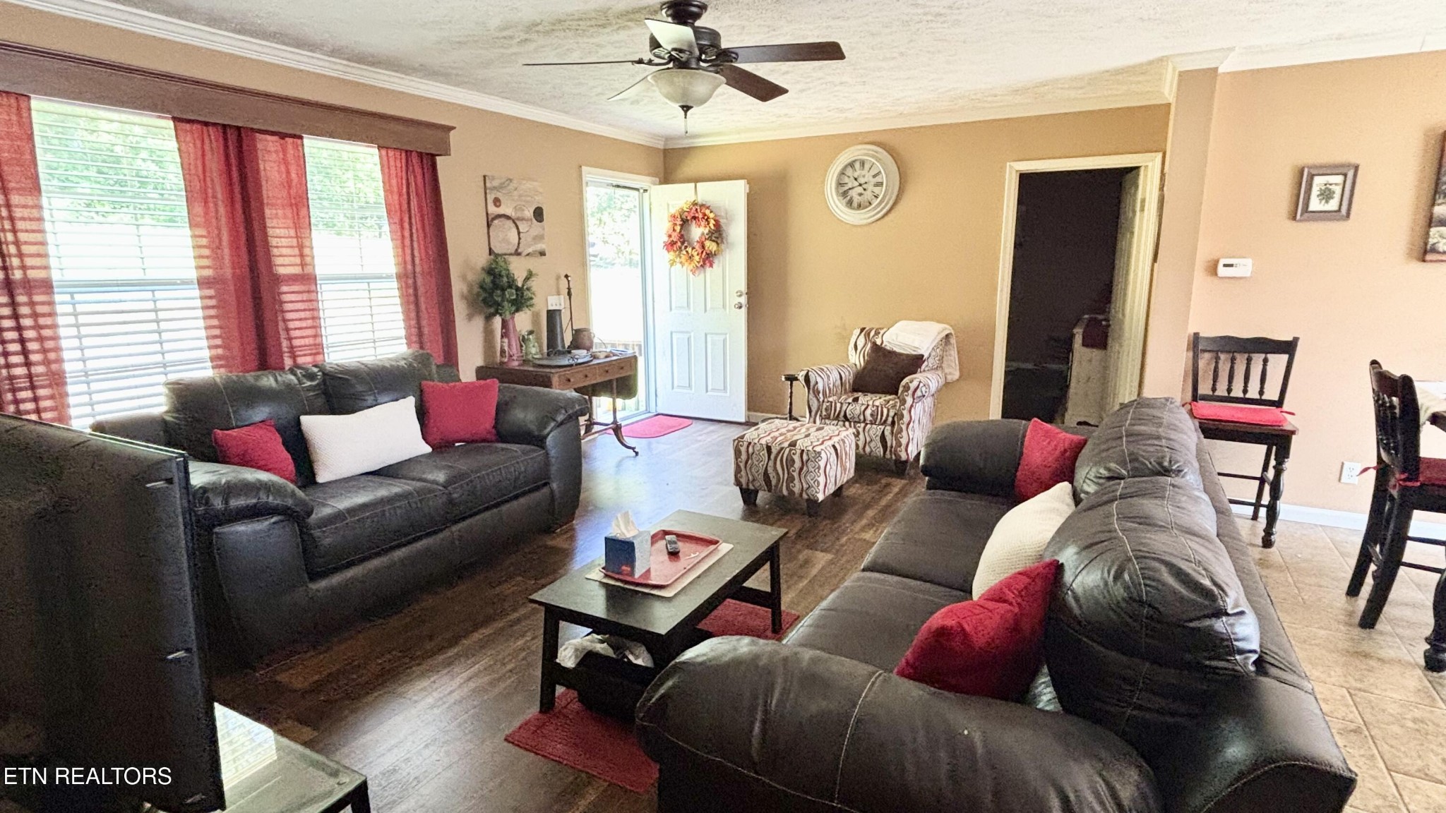9400 Pedigo Road Powell, TN 37849 - Photo 4 of 18 Gallery Image 4