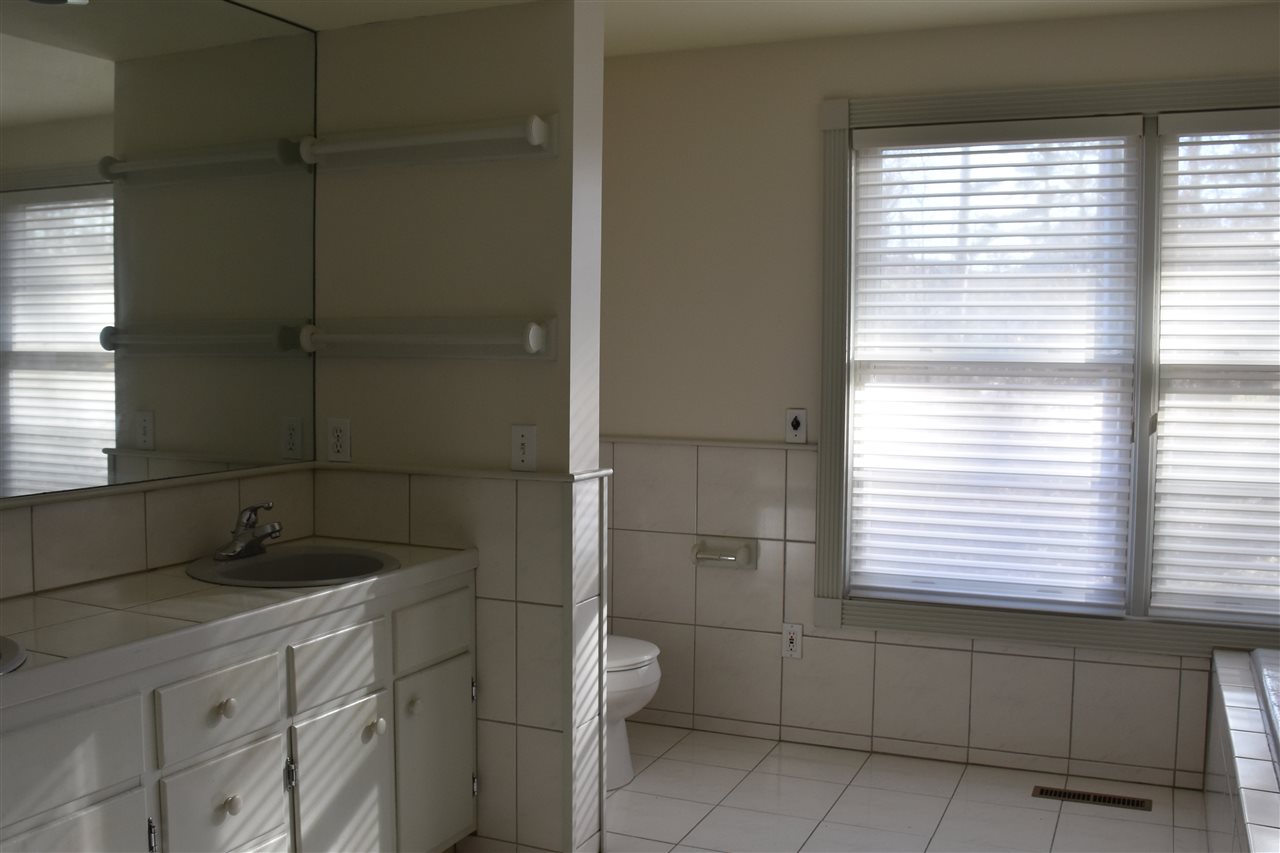 538 Middle Road, Unit B Dover, NH 03820 - Photo 16 of 23