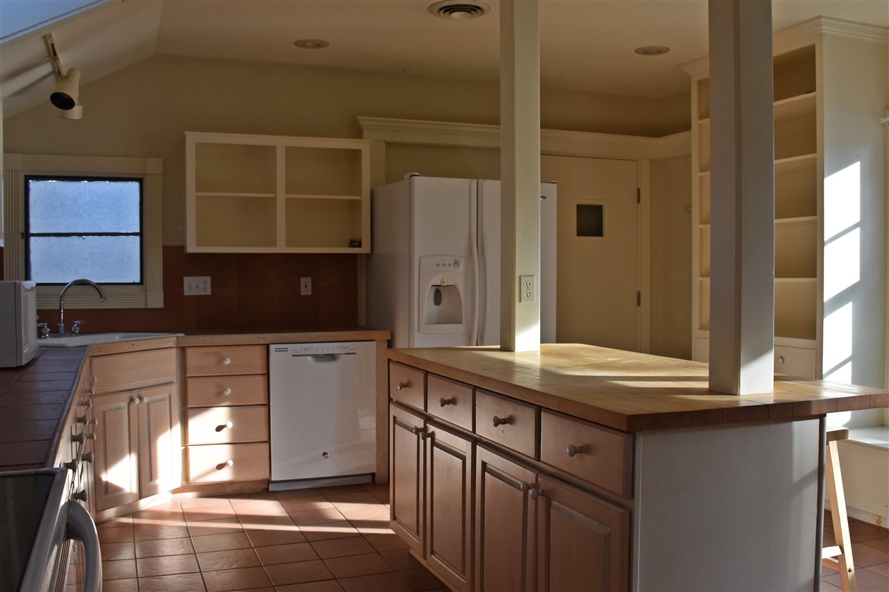 538 Middle Road, Unit B Dover, NH 03820 - Photo 4 of 23