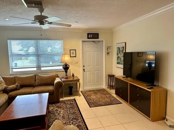 $3,800 | 4292 Birdwood Street, Palm Beach Gardens, FL 33410