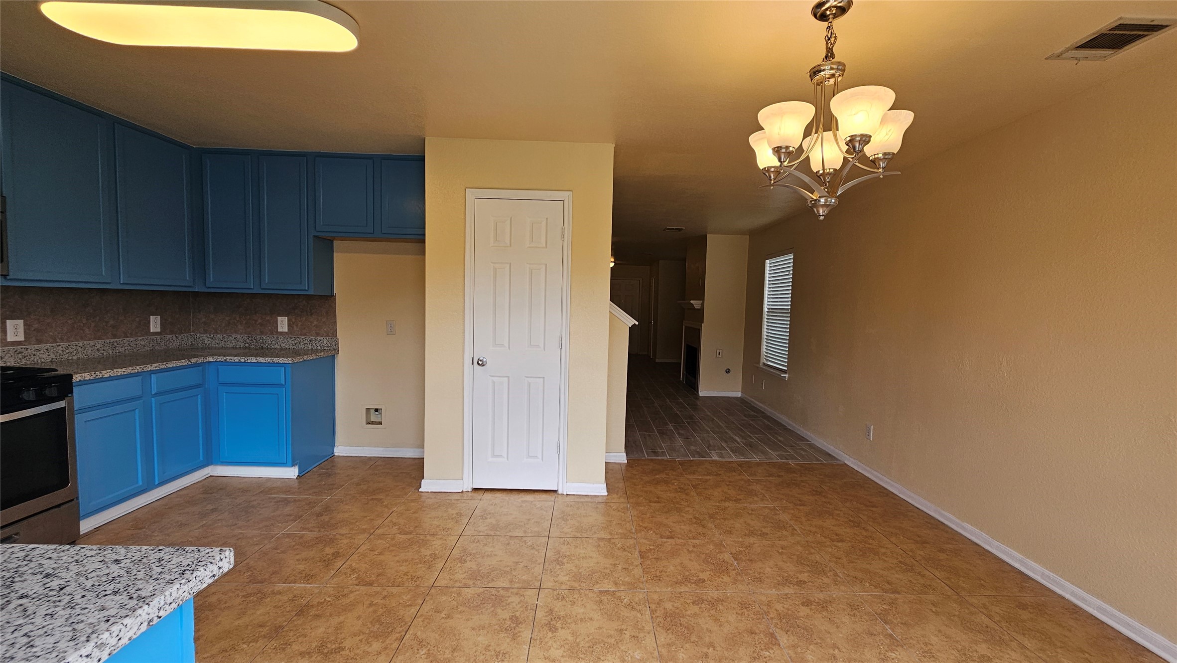 22135 Greengate Drive Spring, TX 77389 - Photo 5 of 44