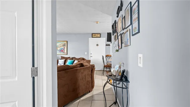 $190,000 | 27 Gillen Avenue, Unit 207B, North Providence, RI 02904