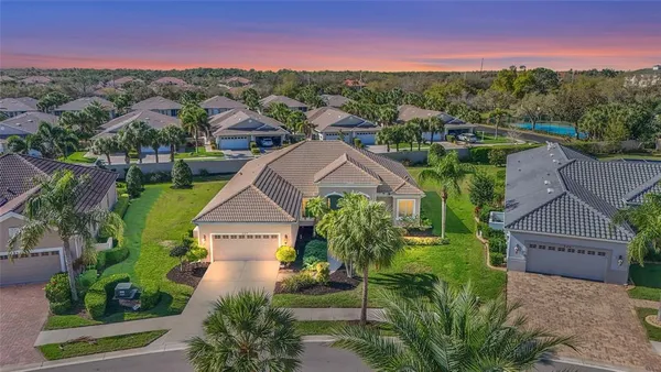 $675,000 | 357 Marsh Creek Road, Venice, FL 34292