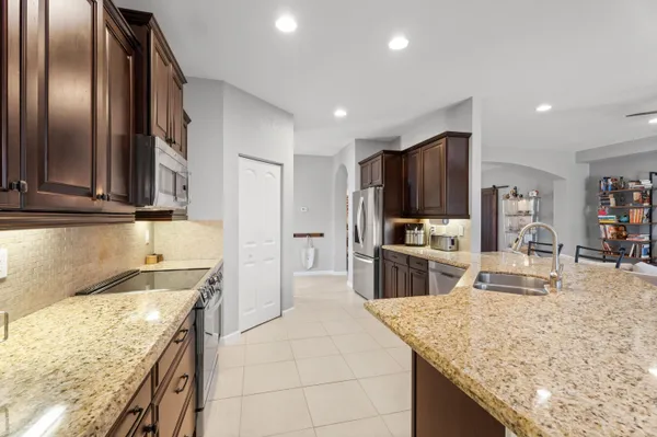 $839,000 | 445 Northwest Sunflower Place, Jensen Beach, FL 34957