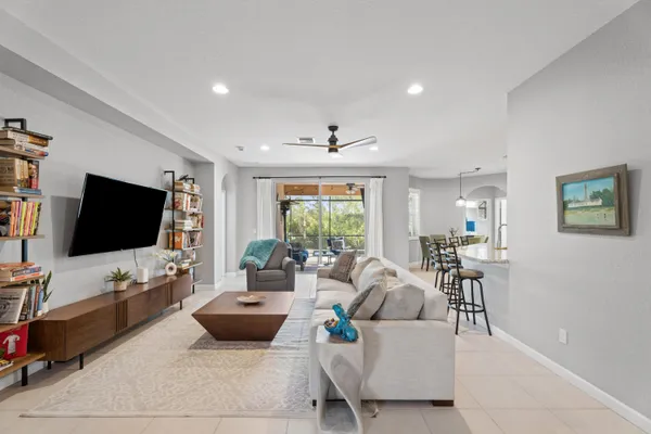 $839,000 | 445 Northwest Sunflower Place, Jensen Beach, FL 34957