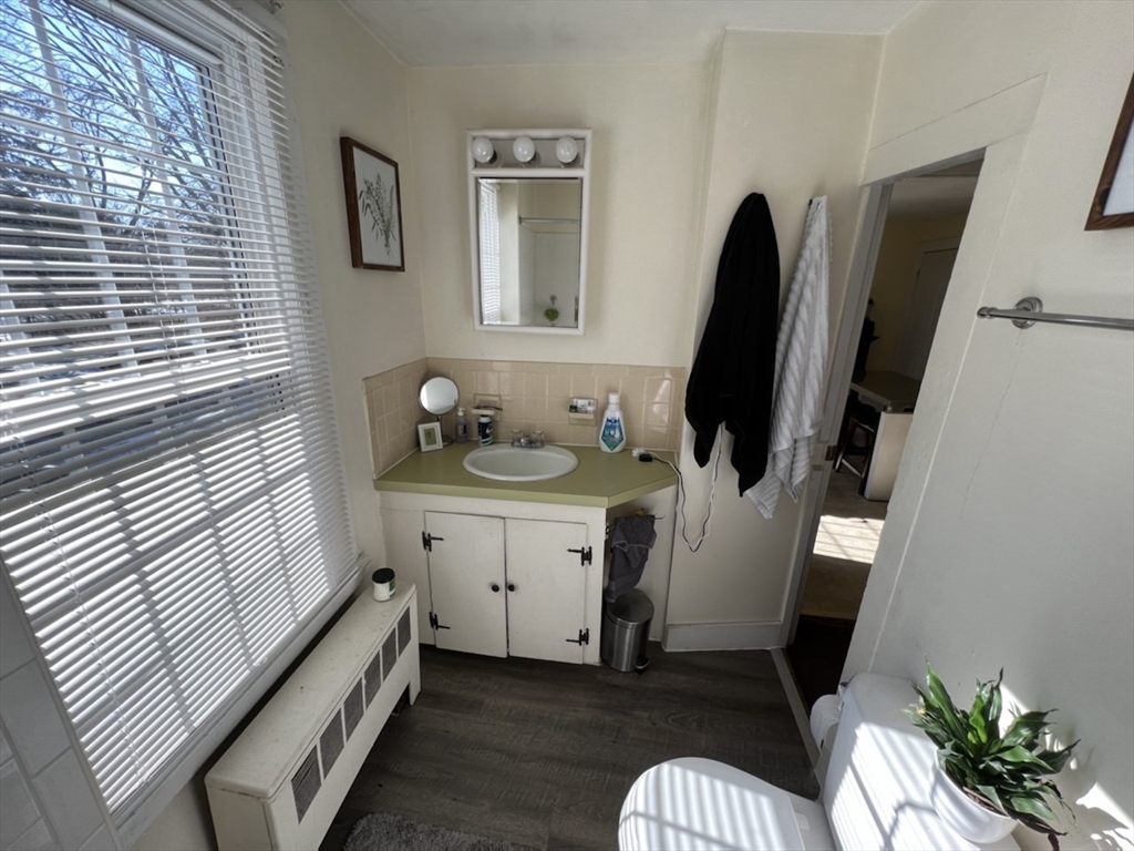 797 Main Street, Unit 3 Amherst, MA 01002 - Photo 9 of 9