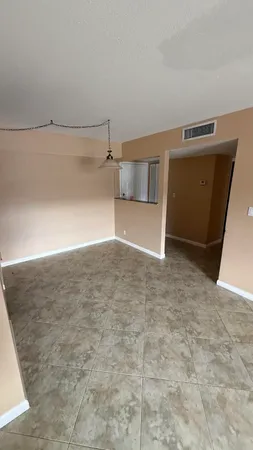 $1,700 | 475 Southeast 8th Street, Unit 115, Deerfield Beach, FL 33441