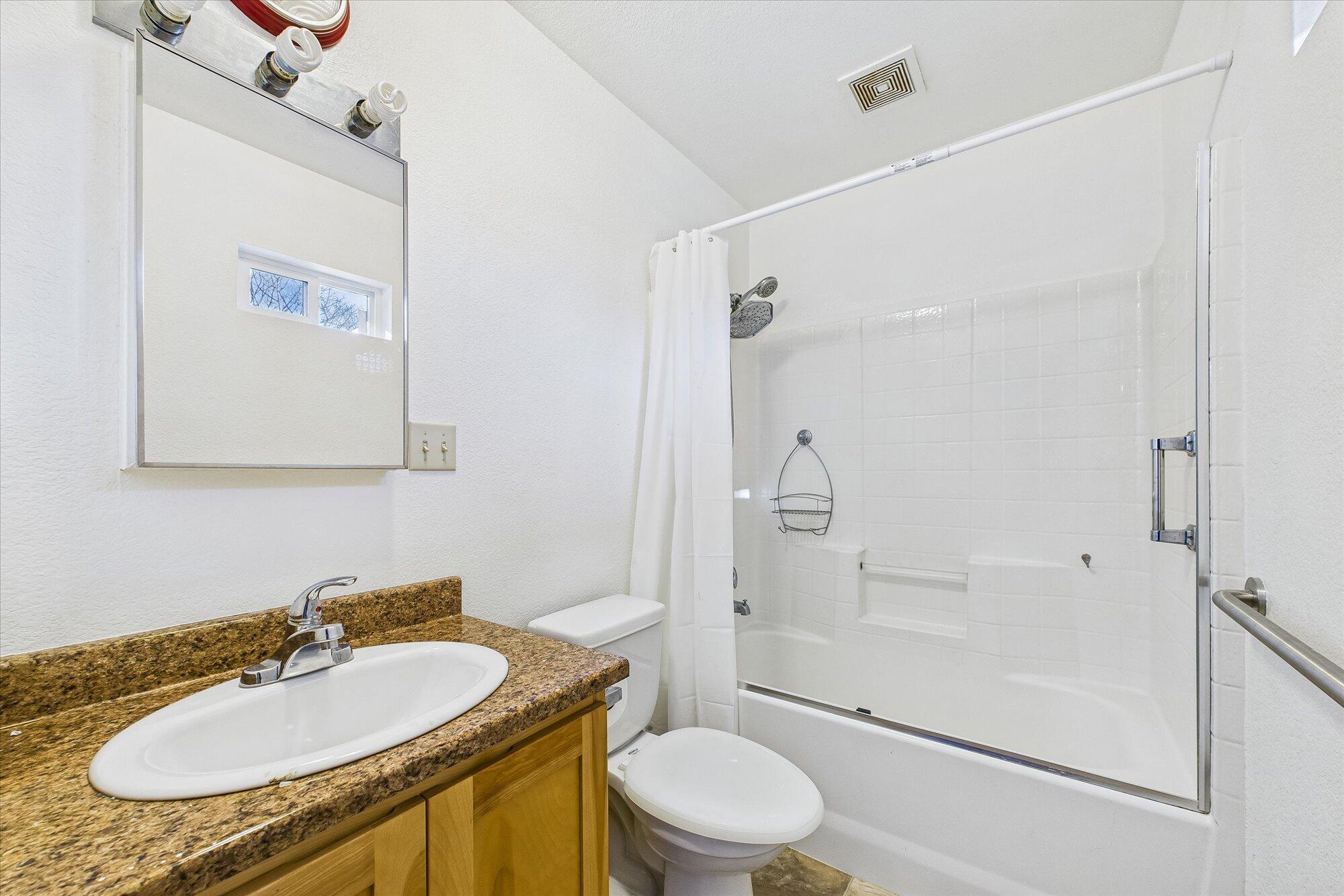 230 Smither Court Rio Dell, CA 95562 - Photo 17 of 37