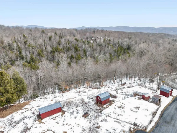 $575,000 | 356 Hyland Hill Road, Washington, VT 05675