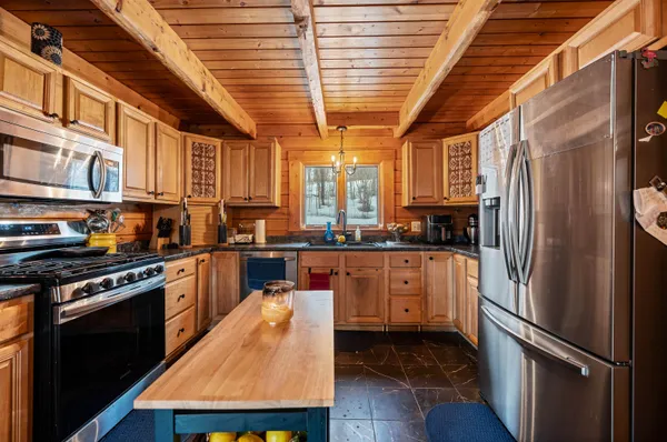 $575,000 | 356 Hyland Hill Road, Washington, VT 05675