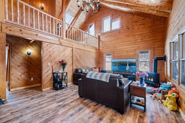 $575,000 | 356 Hyland Hill Road, Washington, VT 05675