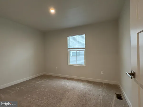 $2,600 | 385 Charlestown Crossing Boulevard, North East, MD 21901