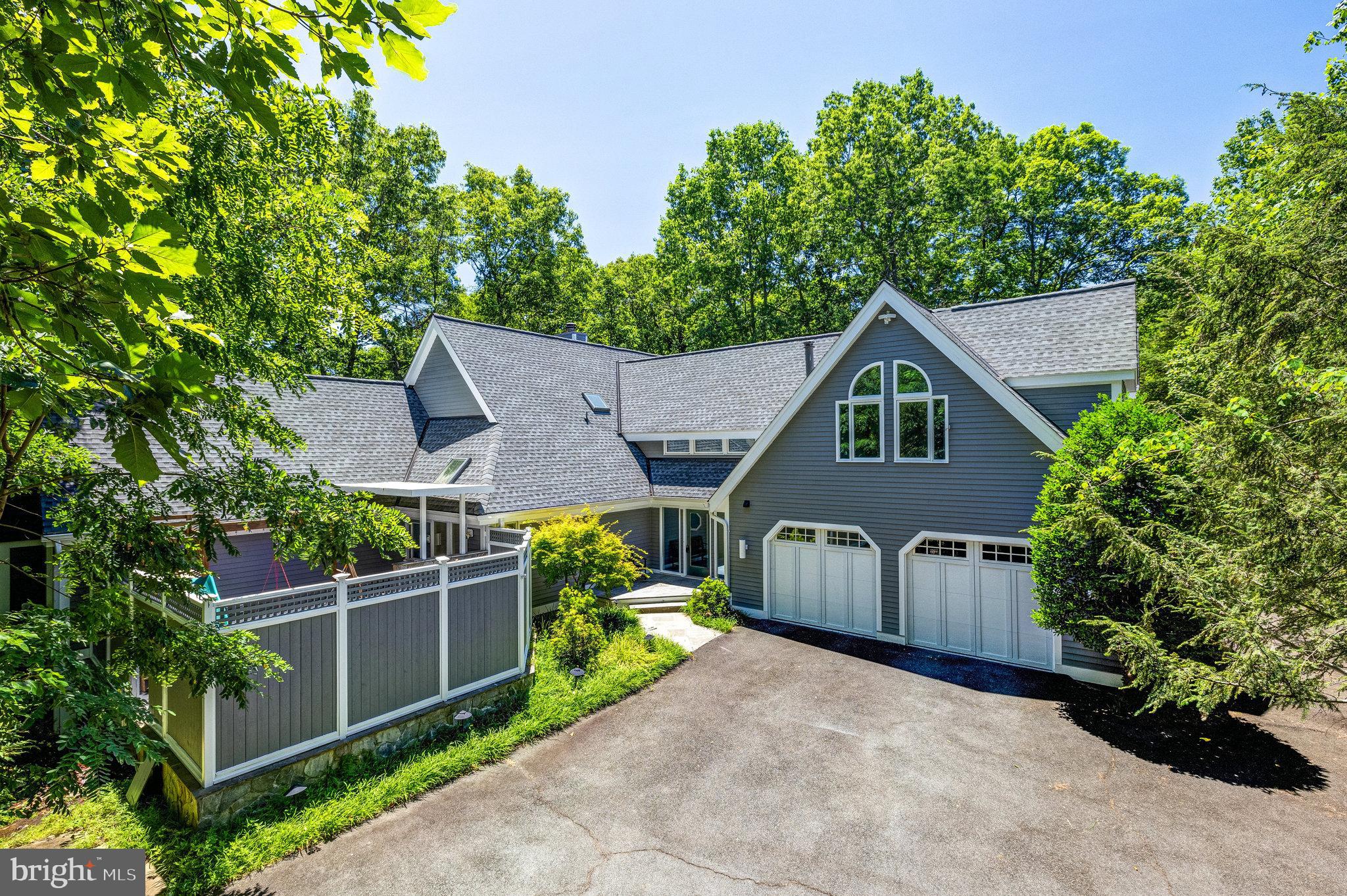 11103 Glade Drive Reston, VA 20191 - Photo 1 of 49