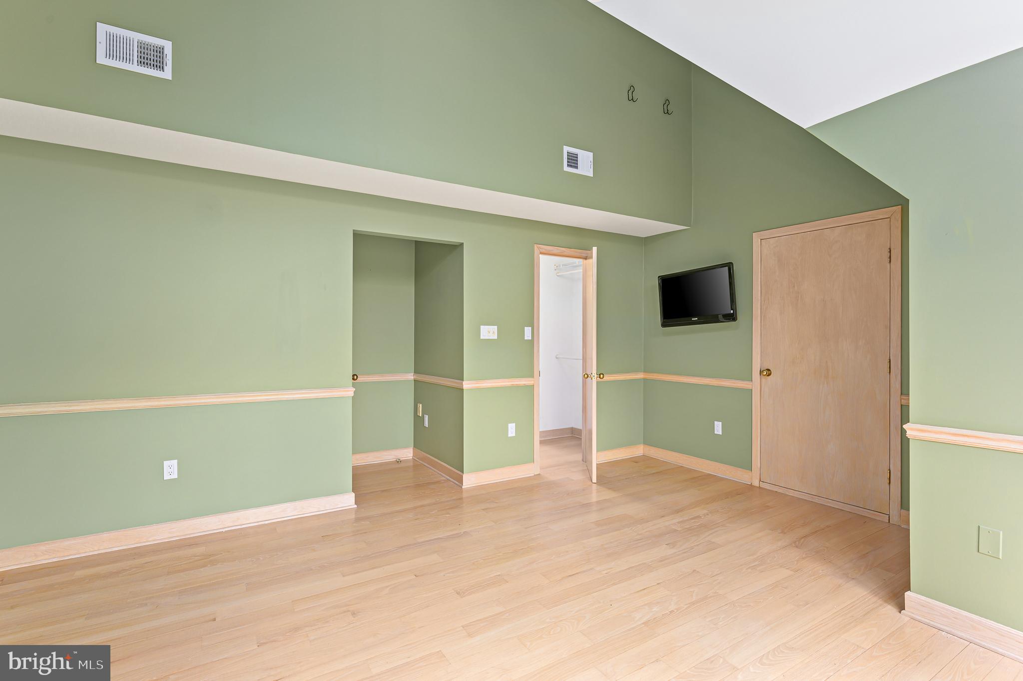 11103 Glade Drive Reston, VA 20191 - Photo 36 of 49