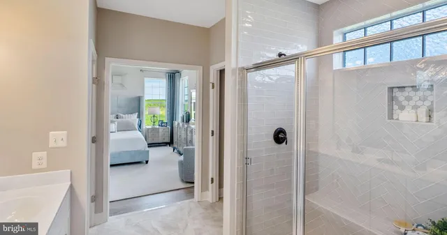 a en suite bathroom with a shower