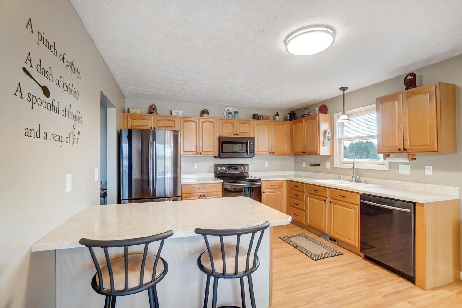 24585 Lunda Road Raymond, OH 43067 - Photo 36 of 61 50045645-023_web