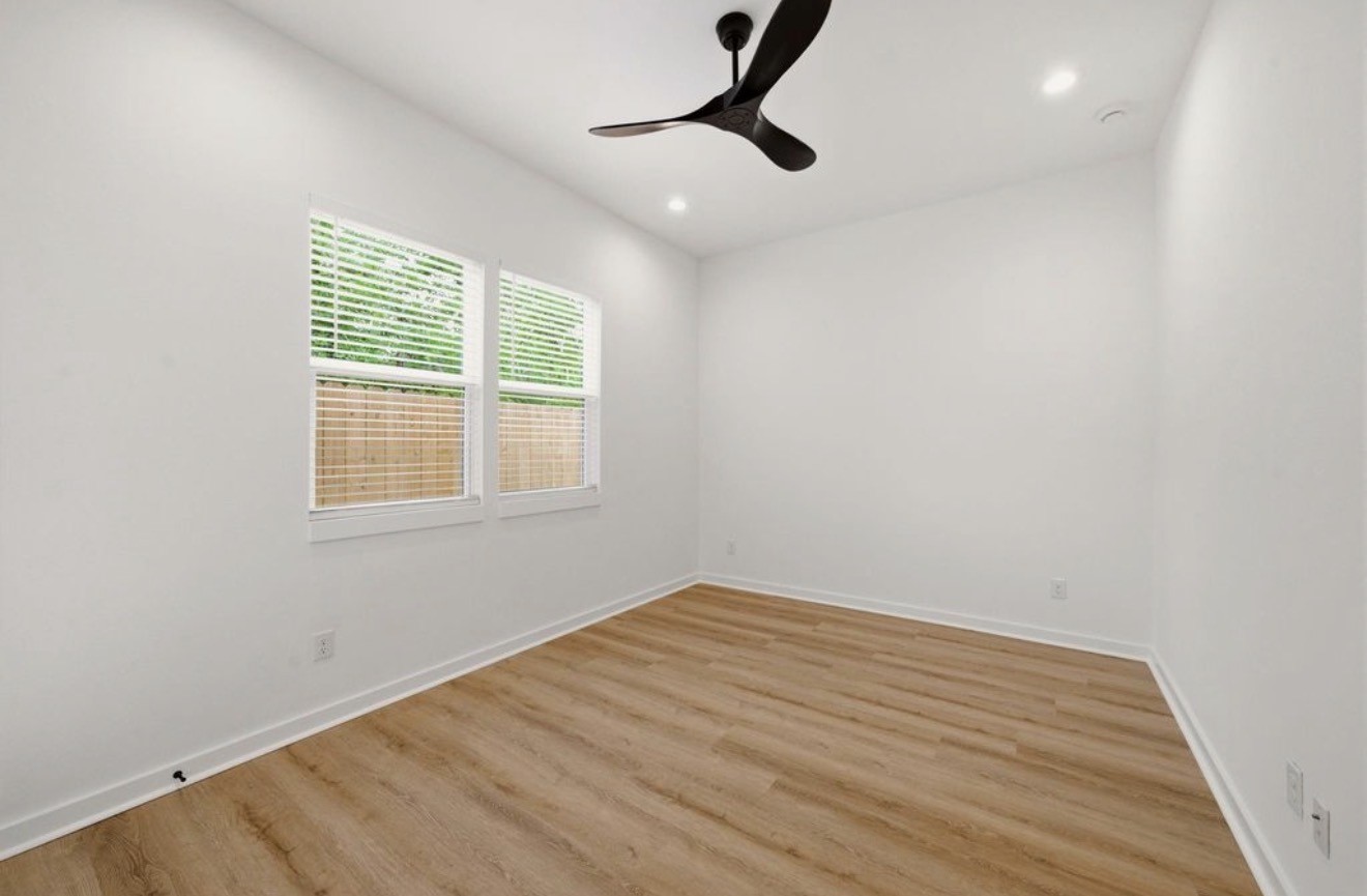 8203 Calhoun Road, Unit A Houston, TX 77033 - Photo 20 of 33 Gallery Image 20