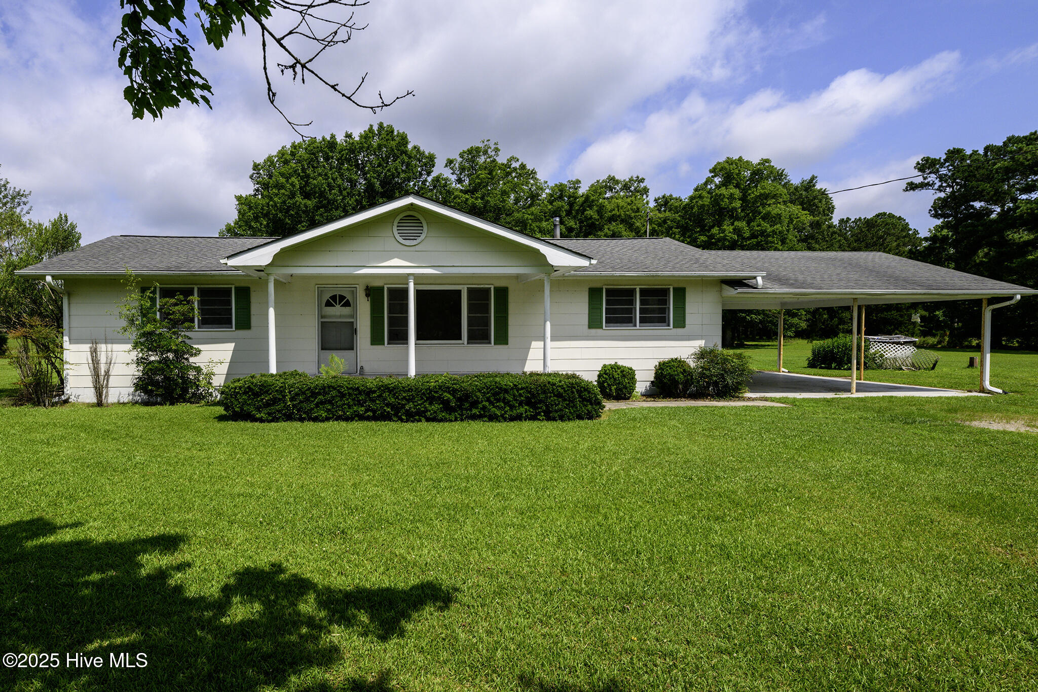 205 Hudnell Road Vanceboro, NC 28586 - Photo 3 of 71 205 Hudnell Road, Ernul, NC 28527