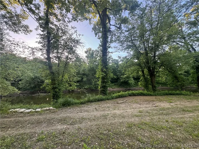 $30,000 | 8000 East Doe Run Road, Madison, IN 47250
