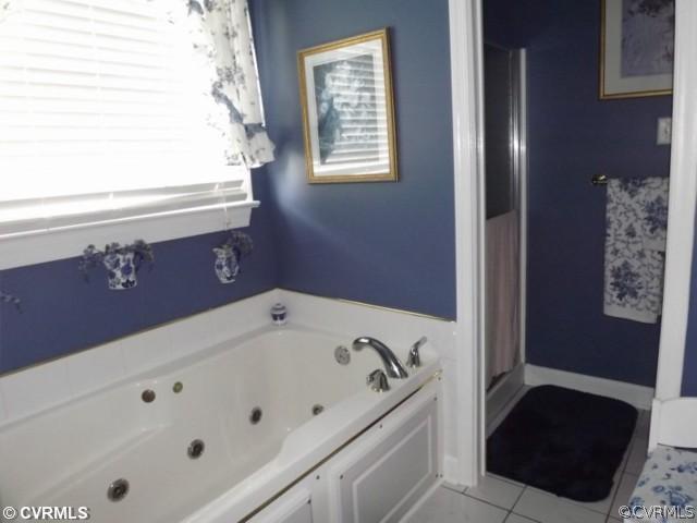 233 Lighthouse Pointe Hopewell, VA 23860 - Photo 15 of 24 Master Bath