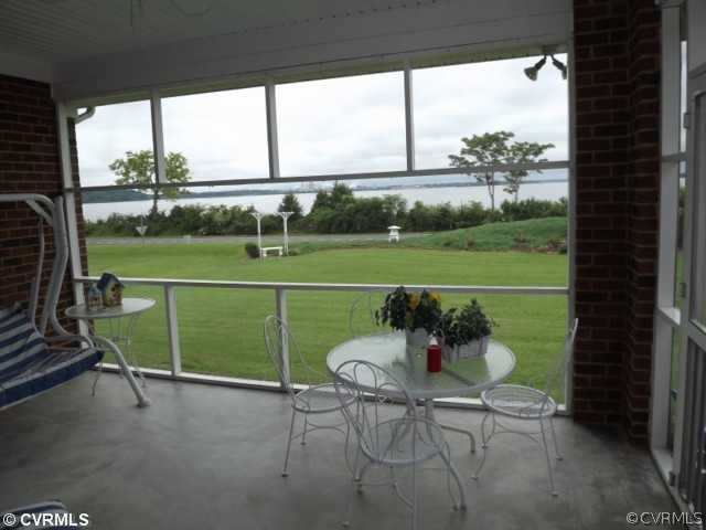 233 Lighthouse Pointe Hopewell, VA 23860 - Photo 20 of 24 Porch