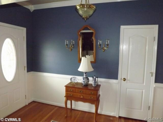 233 Lighthouse Pointe Hopewell, VA 23860 - Photo 3 of 24 Foyer