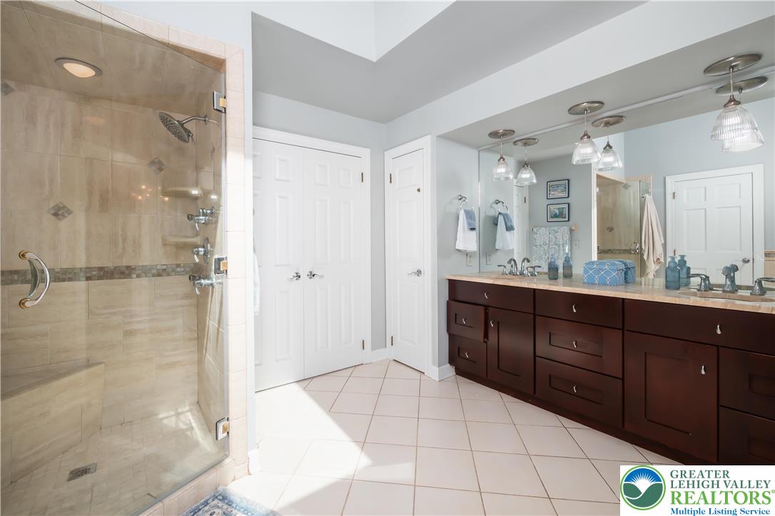 1560 Surrey Road Bethlehem, PA 18015 - Photo 38 of 59 Gallery Image 38