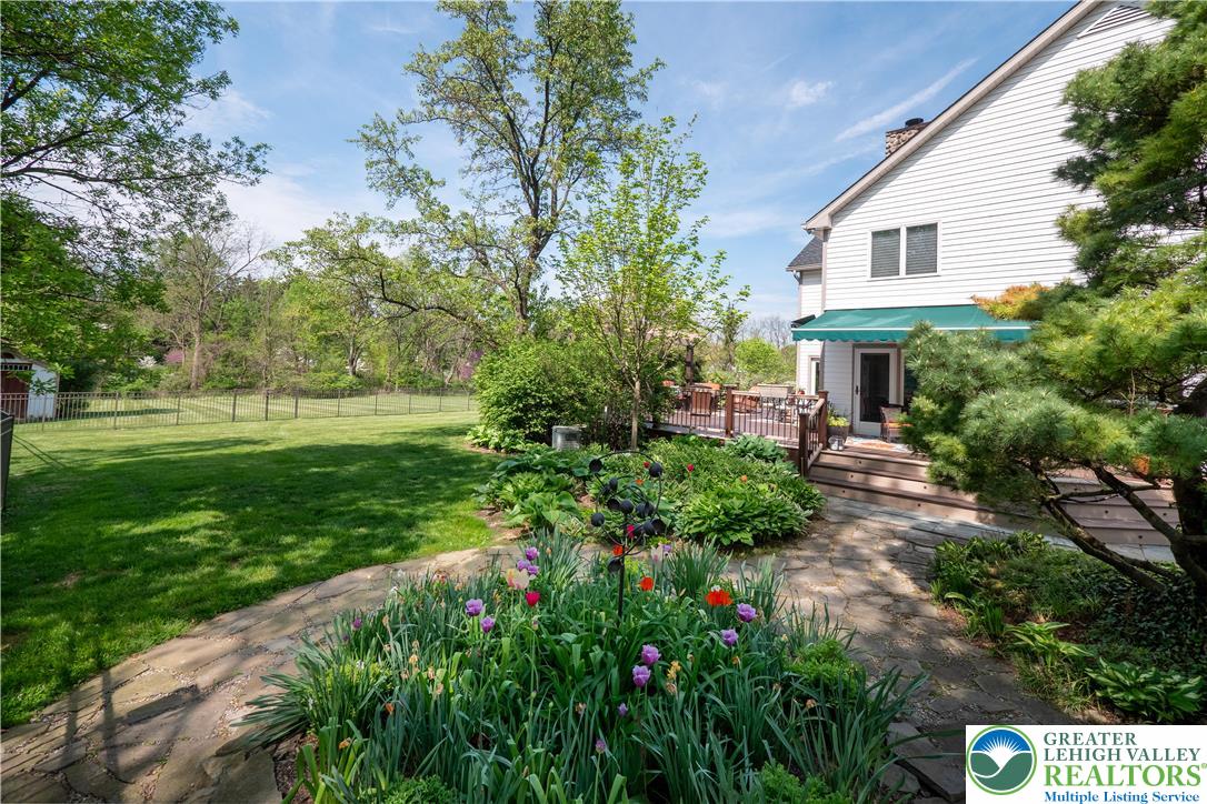 1560 Surrey Road Bethlehem, PA 18015 - Photo 53 of 59 Gallery Image 53