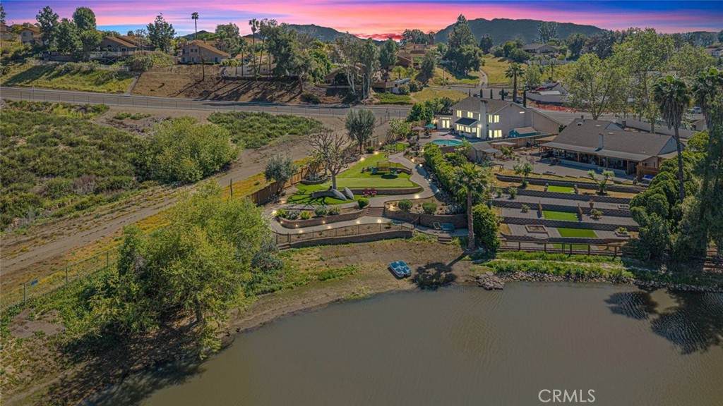 30198 La Primavera Street Temecula, CA 92592 - Photo 2 of 50 a view of a street with a houses