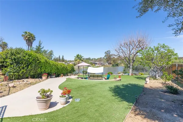 $924,900 | 30198 La Primavera Street, Temecula, CA 92592