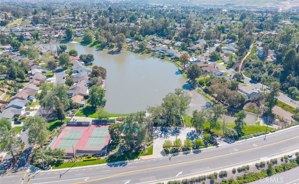 30198 La Primavera Street Temecula, CA 92592 - Photo 49 of 50 an aerial view of residential houses with outdoor space and lake view