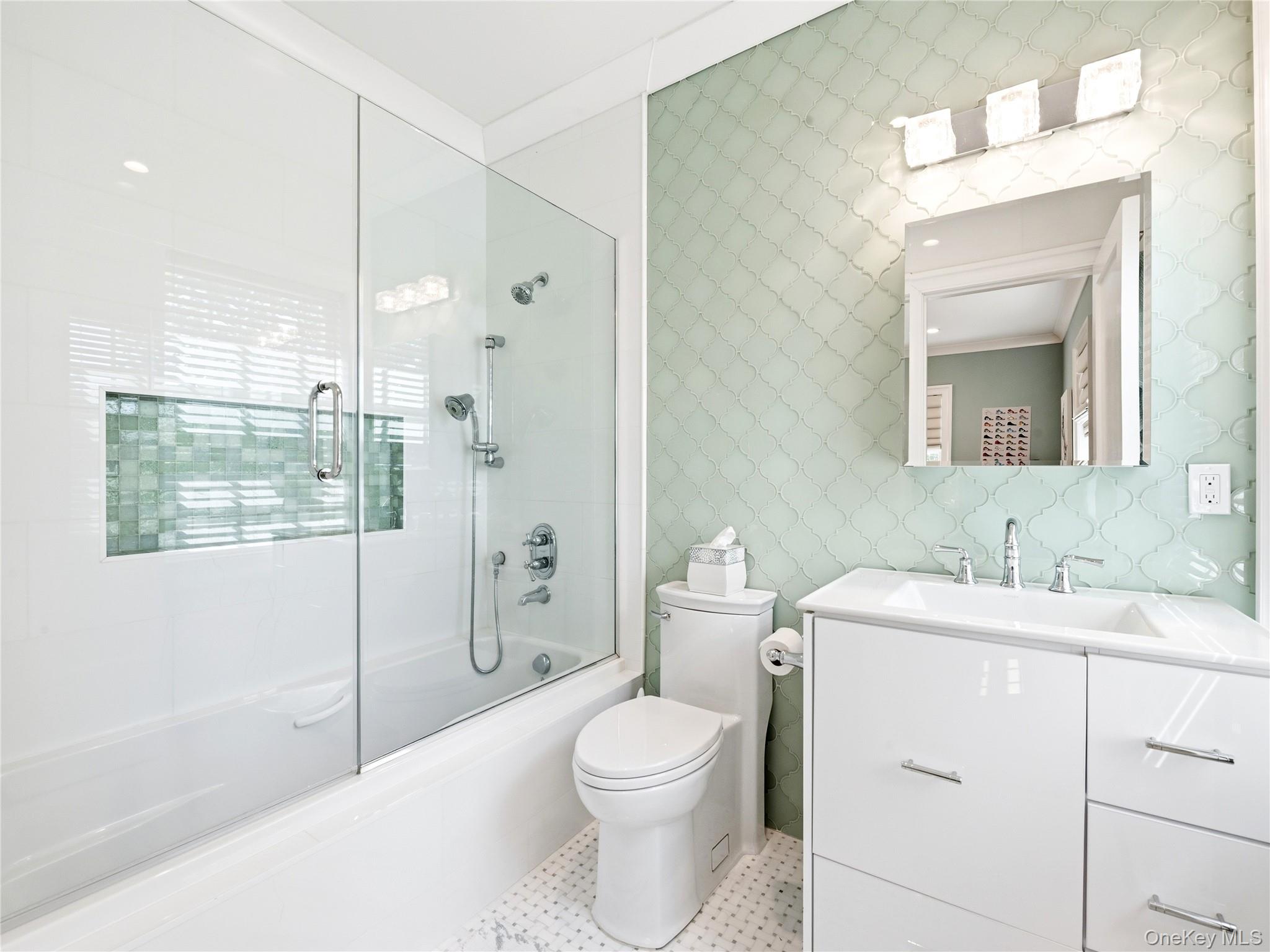 55 Plymouth Road Manhasset, NY 11030 - Photo 24 of 41
