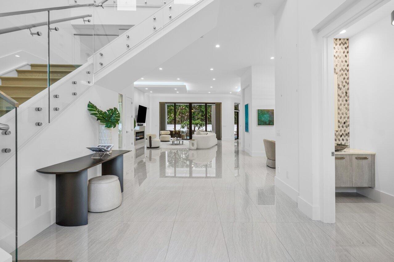 436 Northeast 2nd Street Boca Raton, FL 33432 - Photo 4 of 86 007-436Northeast2ndStreet-BocaRaton-FL-3
