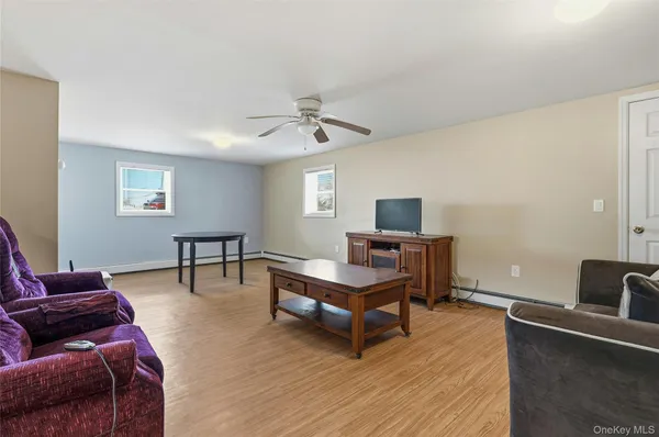 $599,000 | 71 Orchard Street, Lindenhurst, NY 11757