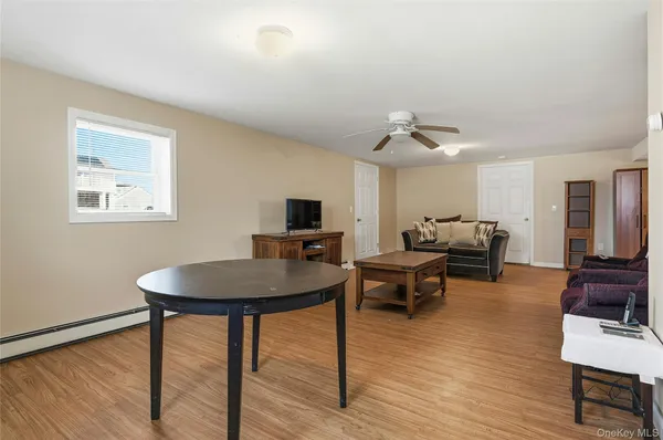 $599,000 | 71 Orchard Street, Lindenhurst, NY 11757