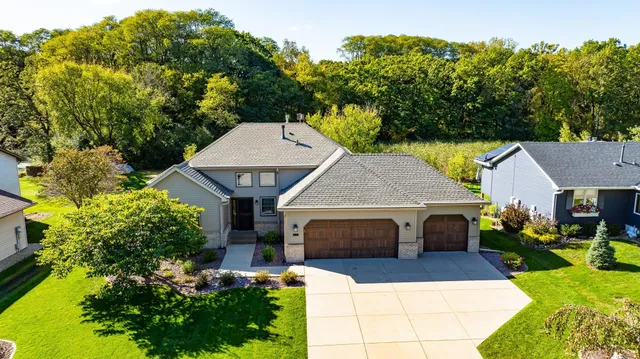 $575,000 | 1603 Mary Street North, Maplewood, MN 55119