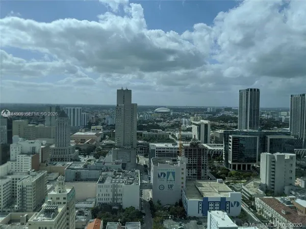 $2,847 | 133 Northeast 2nd Avenue, Unit 302, Miami, FL 33132