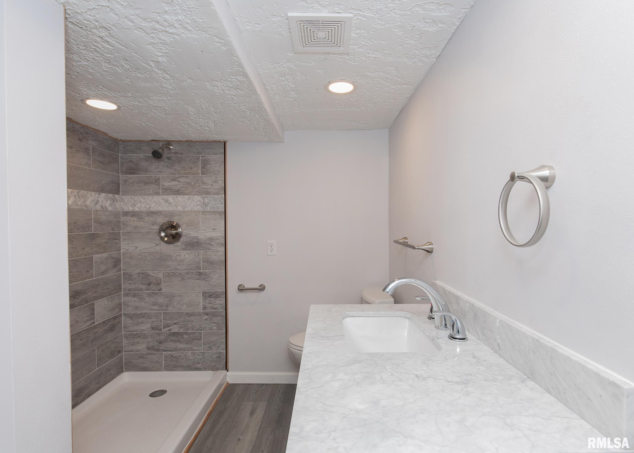 616 4th Street Colona, IL 61241 - Photo 29 of 41 Gallery Image 29