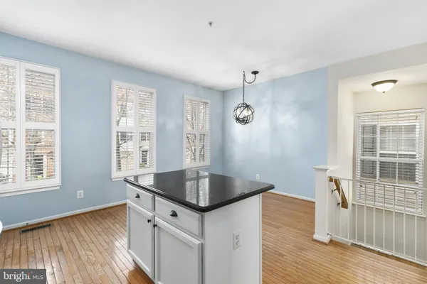 $4,400 | 170 Barrett Place, Alexandria, VA 22304