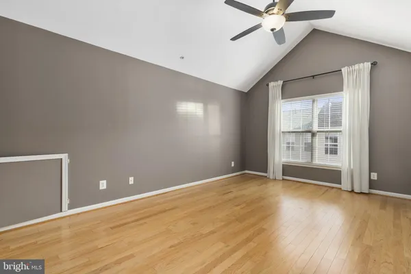 $4,400 | 170 Barrett Place, Alexandria, VA 22304