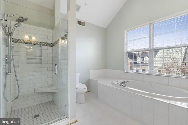 $4,400 | 170 Barrett Place, Alexandria, VA 22304