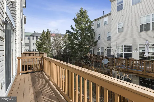 $4,400 | 170 Barrett Place, Alexandria, VA 22304