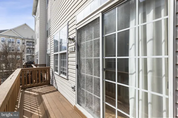 $4,400 | 170 Barrett Place, Alexandria, VA 22304