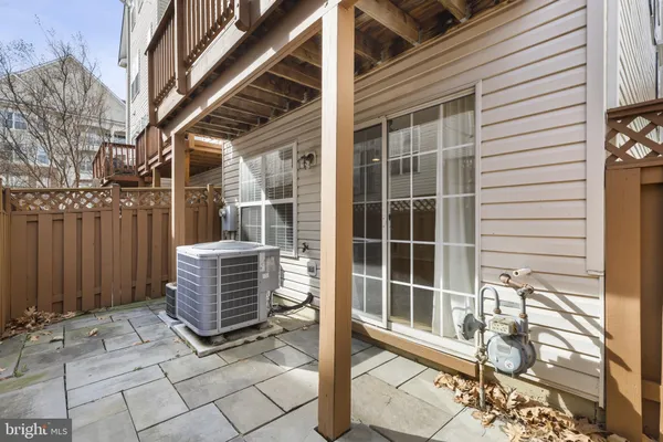 $4,400 | 170 Barrett Place, Alexandria, VA 22304