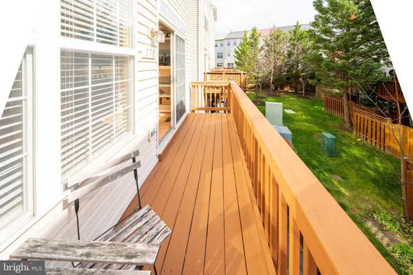 $4,400 | 170 Barrett Place, Alexandria, VA 22304